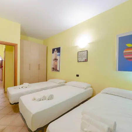 Joivy Warm Family Apt Near Porto Antico Appartement Gênes