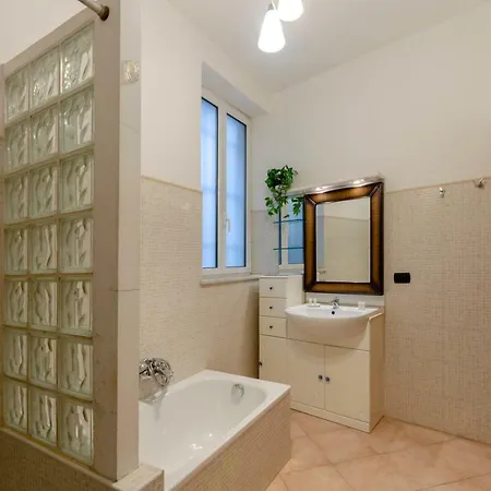 Joivy Warm Family Apt Near Porto Antico