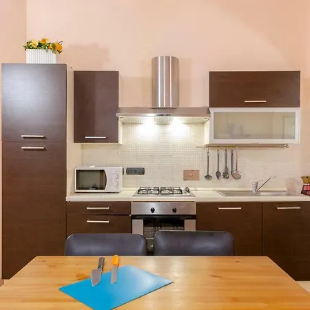 Joivy Warm Family Apt Near Porto Antico Apartman